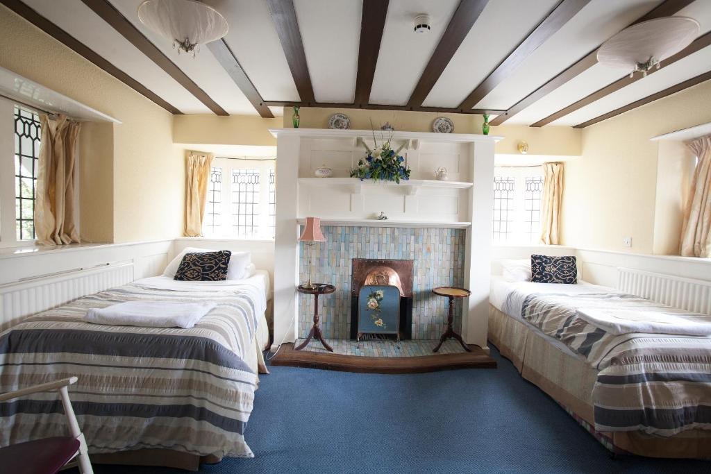 Barons Court Hotel Γούλβερχαμπτον Δωμάτιο φωτογραφία